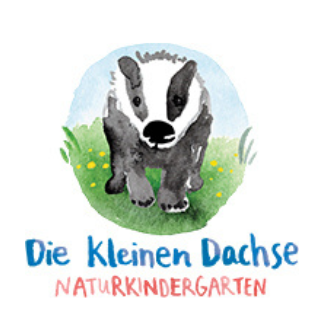 Logo Aussteller Logo von EKIDZ mit dem Schriftzug "MiteinanderRaum" und bunten Sechsecken.